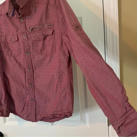 Rock & Republic Burgundy Textured Button Down Long Sleeve Shirt, size M - Picture 4 of 8